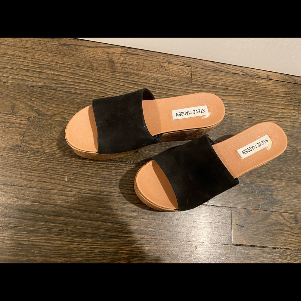 Steve Madden Platform Black Slip on Sandal